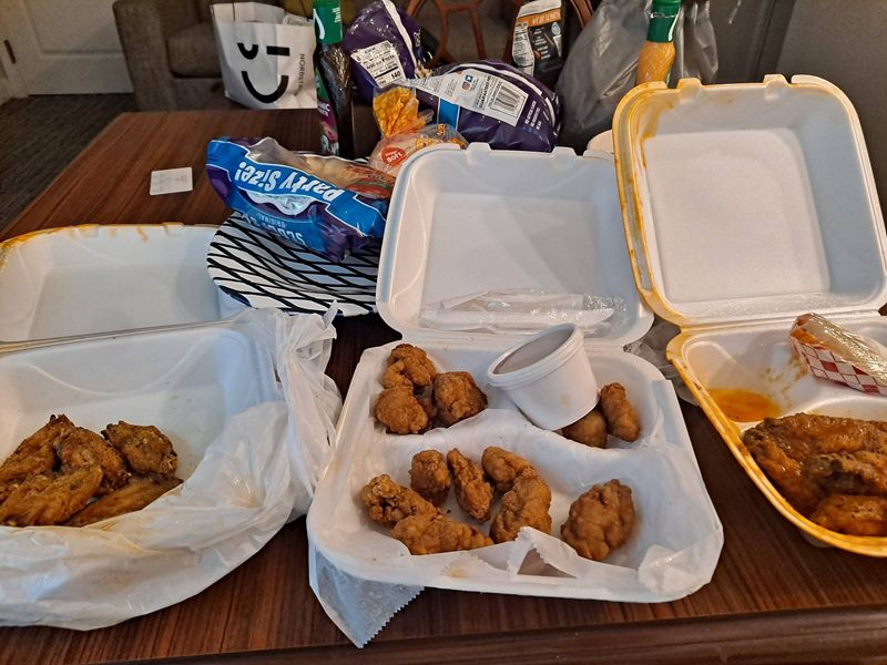Wing Alley food