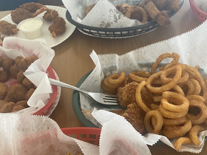 Wing Alley food
